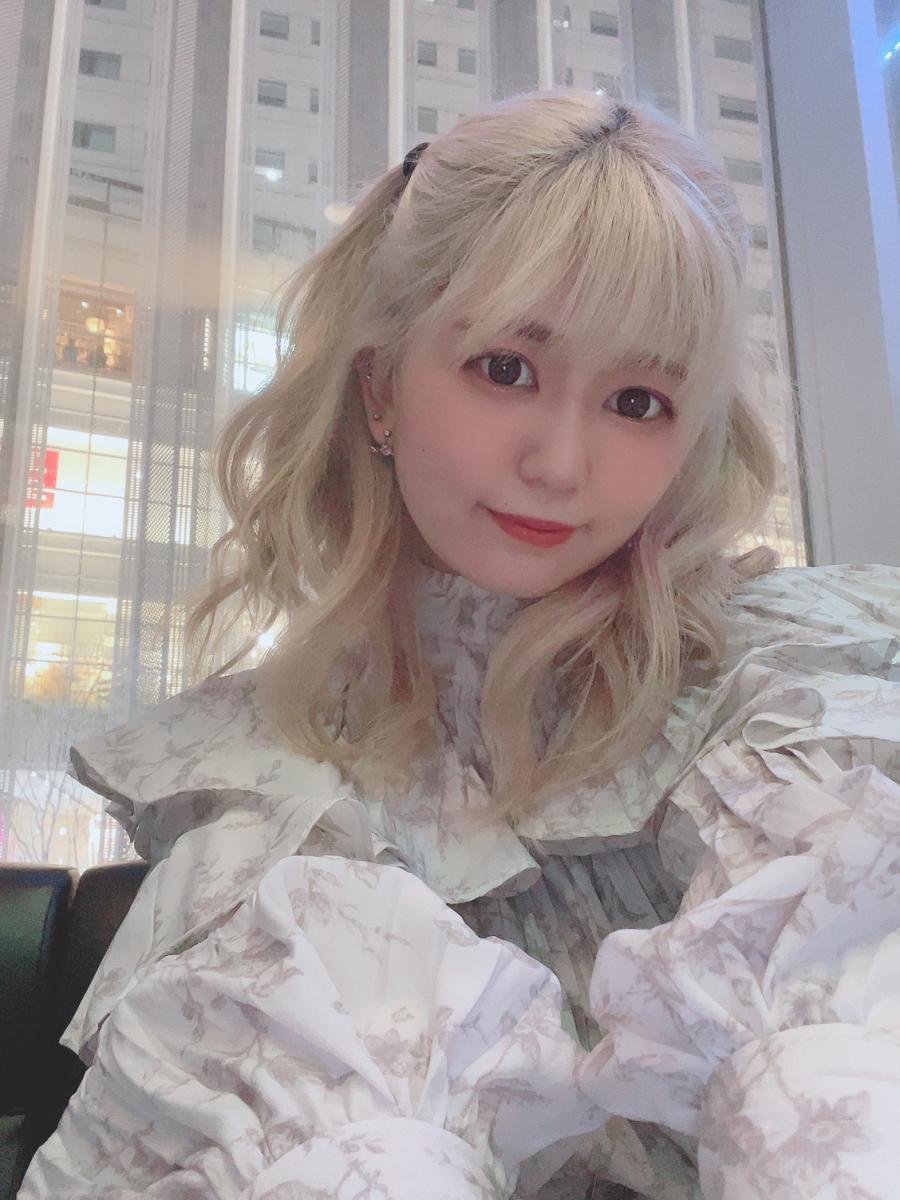 りーちゃん🐱🎀 - CHEERZ -