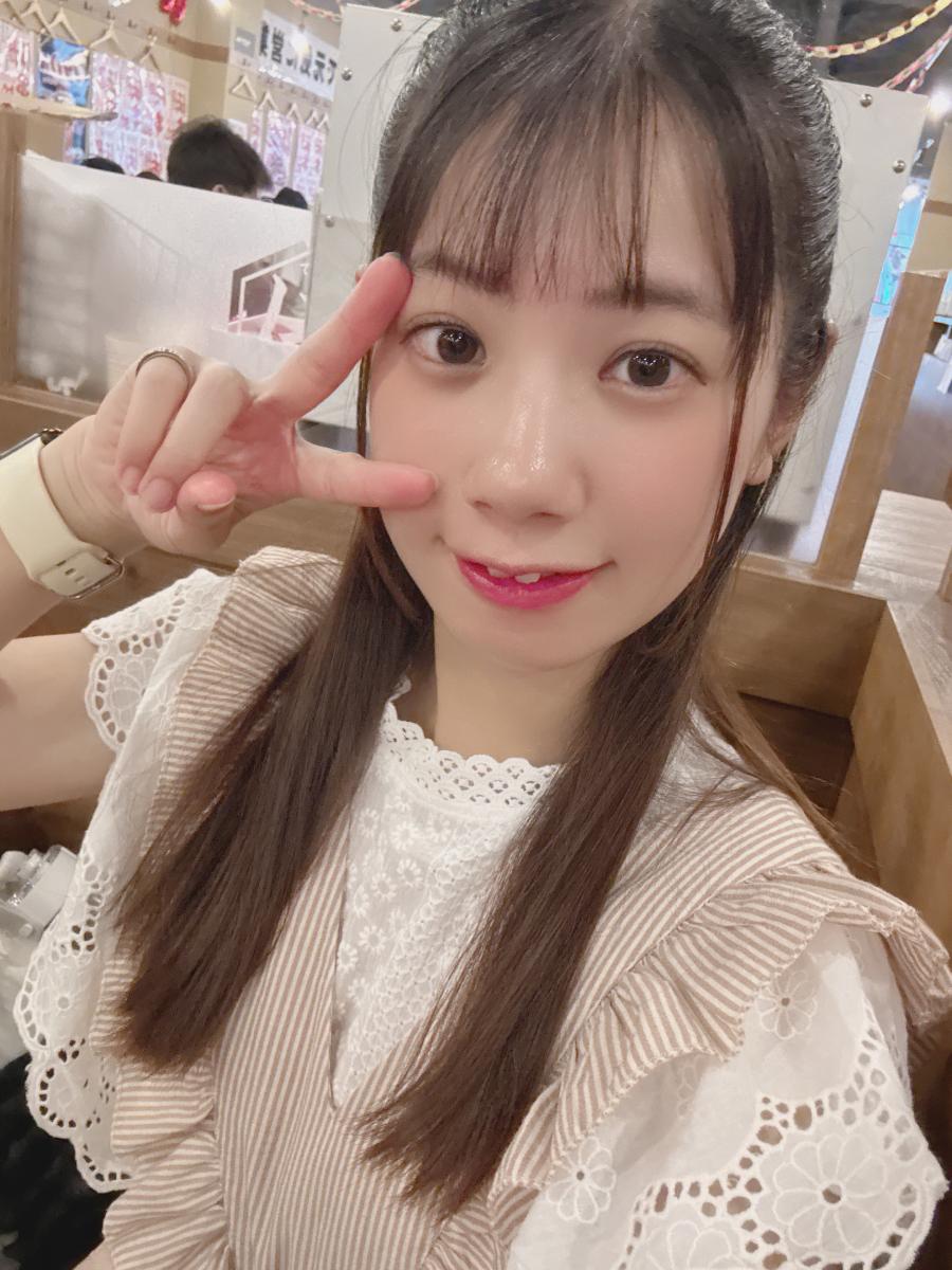 りな KAWANA