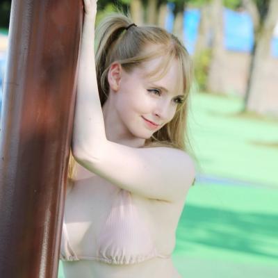 Gemma Louise：コミュニティ - CHEERZ